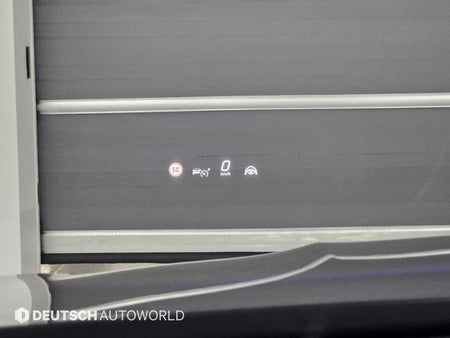 Mercedes-Benz E-Class — photo 17
