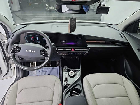 Kia Niro — photo 07