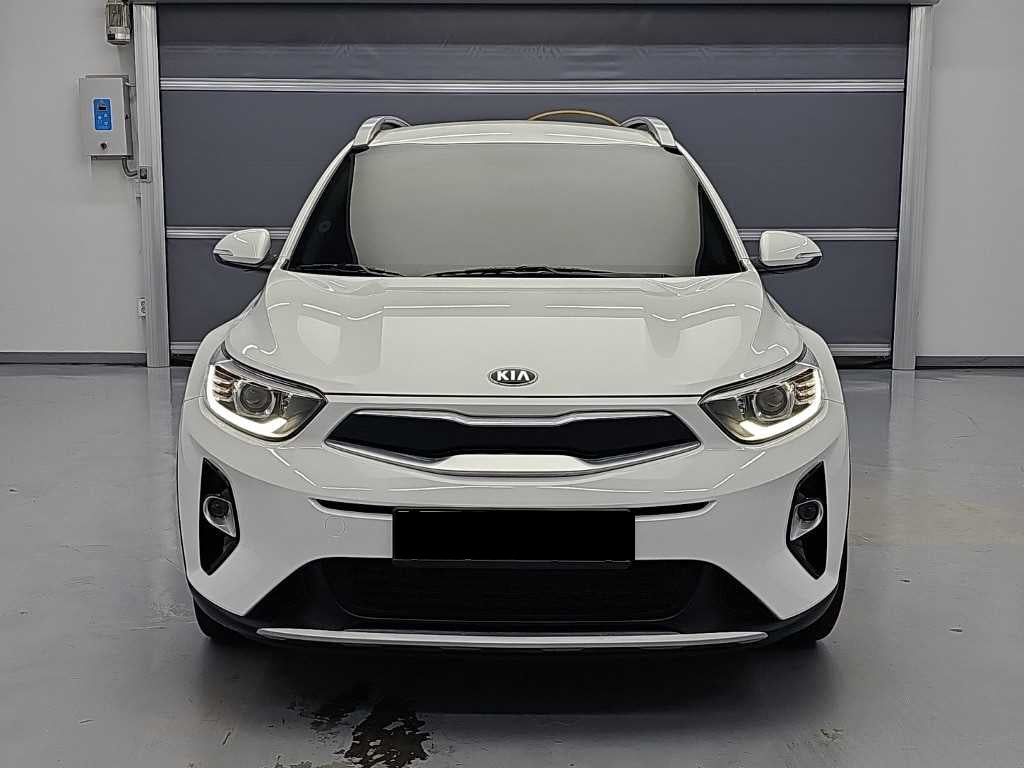 Kia Stonic — photo 02