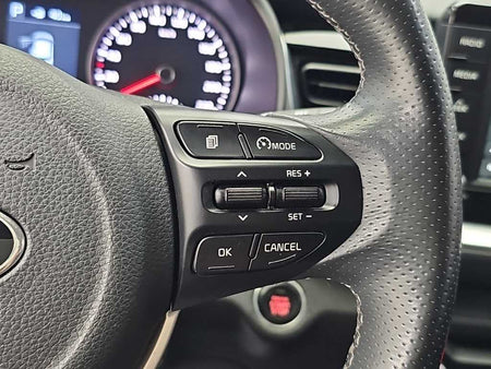 Kia Stonic — photo 16