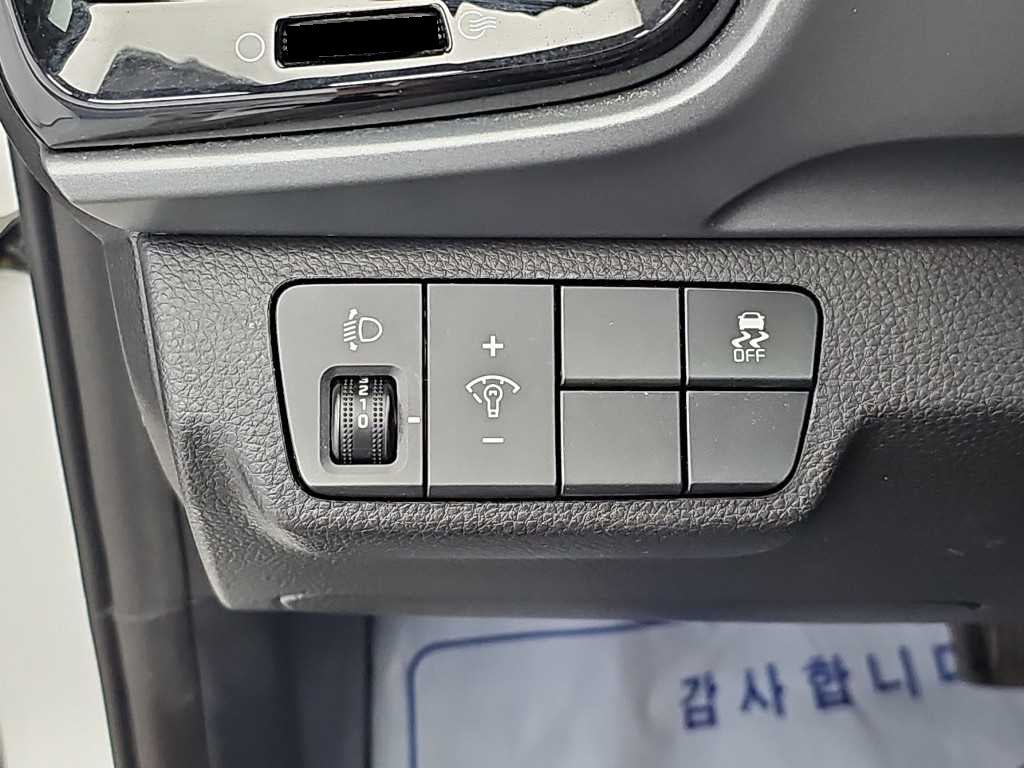 Kia Stonic — photo 17