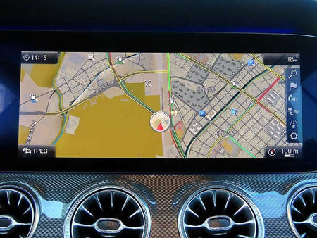 Mercedes-Benz E-Class — photo 14