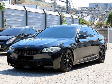 BMW 5-Series — photo 02
