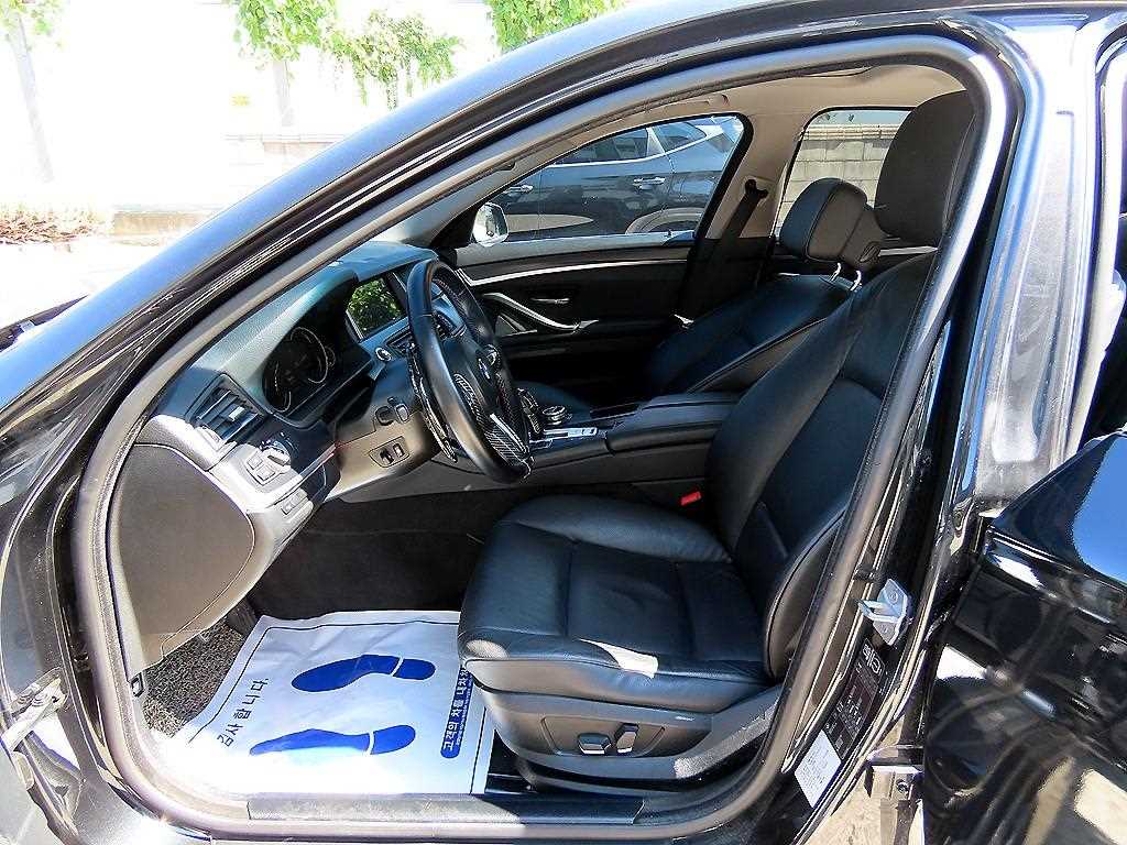 BMW 5-Series — photo 05