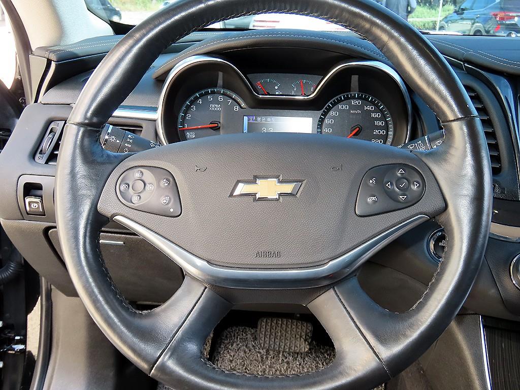 CHEVROLET Impala — photo 08