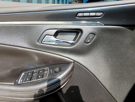 CHEVROLET Impala — photo 11