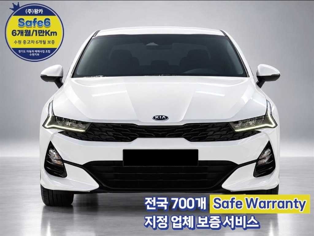 Kia K5 — photo 01