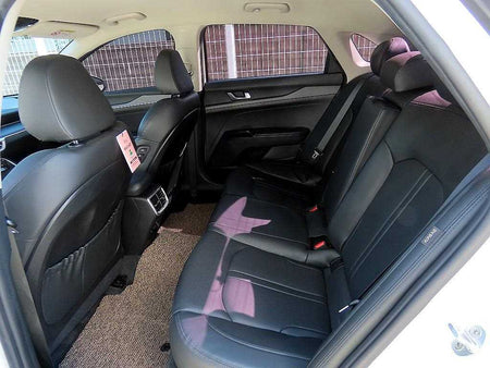 Kia K5 — photo 06