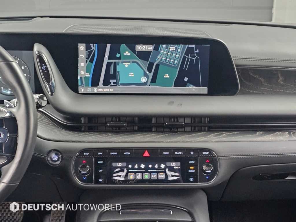 Genesis G90 — photo 14