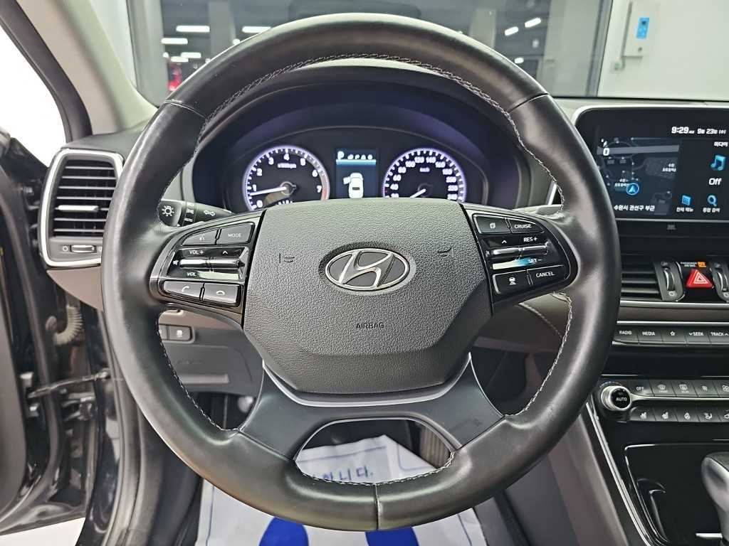 Hyundai Grandeur — photo 09