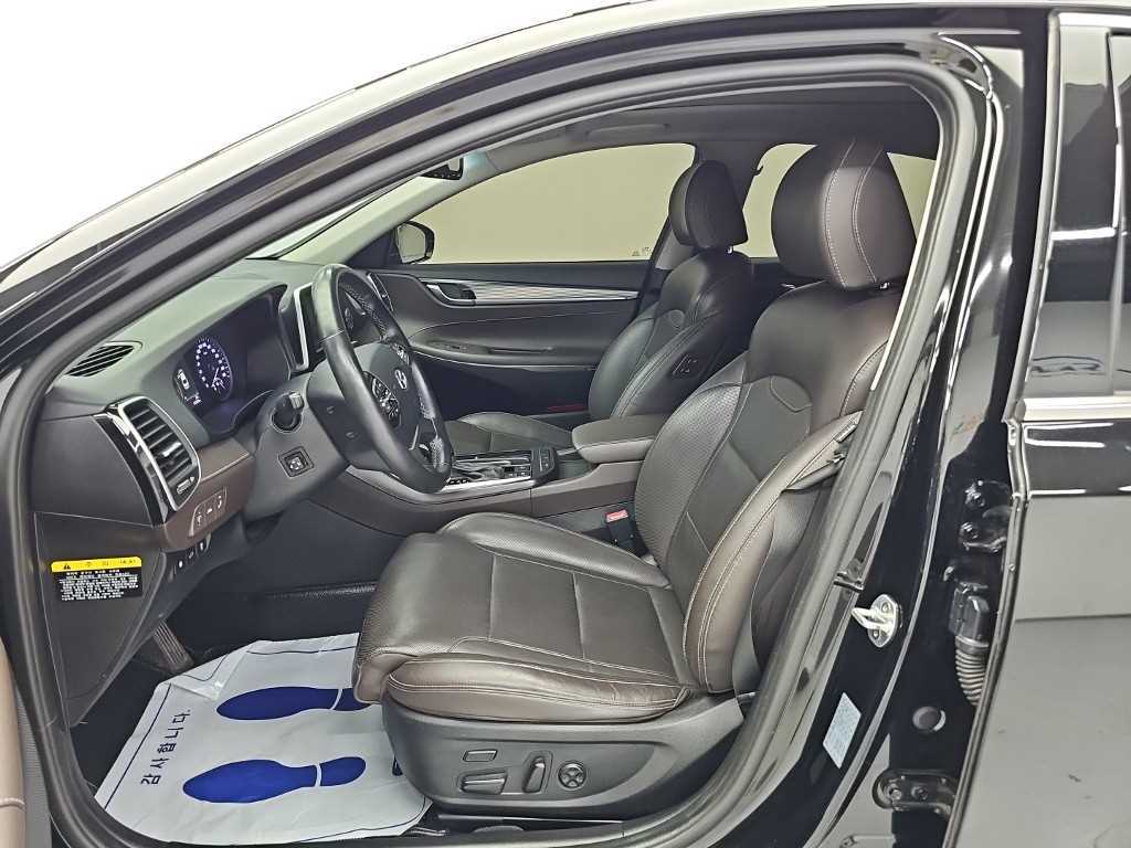 Hyundai Grandeur — photo 11