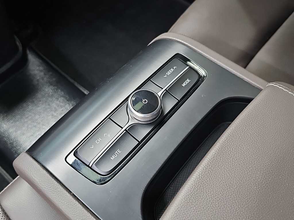 Hyundai Grandeur — photo 14
