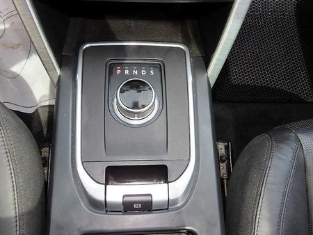 Land Rover Discovery Sport — photo 10