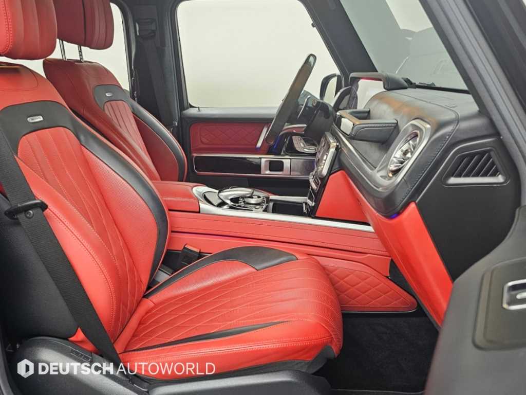 Mercedes-Benz G-Class — photo 10