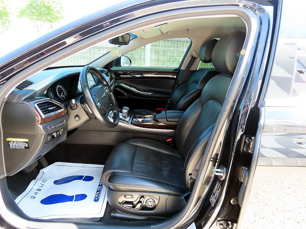Genesis EQ900 — photo 05