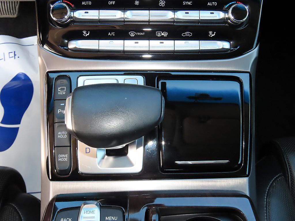 Genesis EQ900 — photo 11