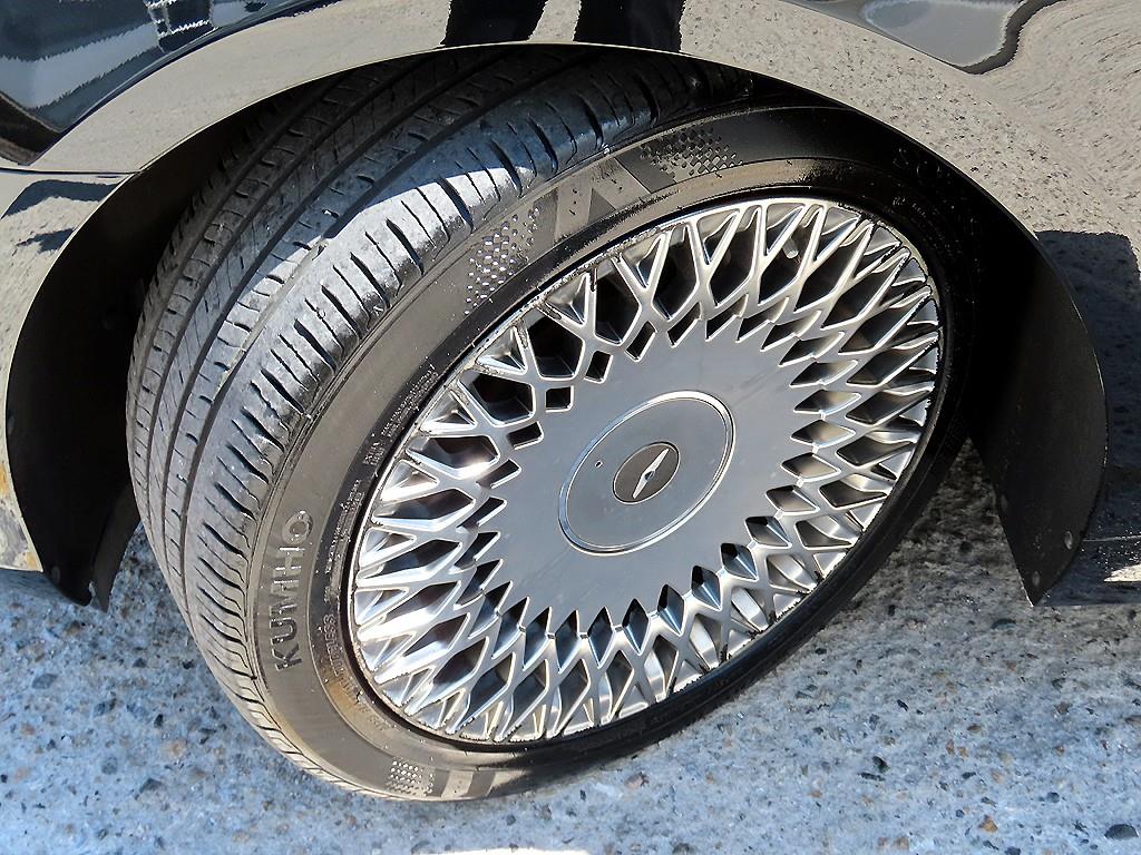 Genesis EQ900 — photo 20