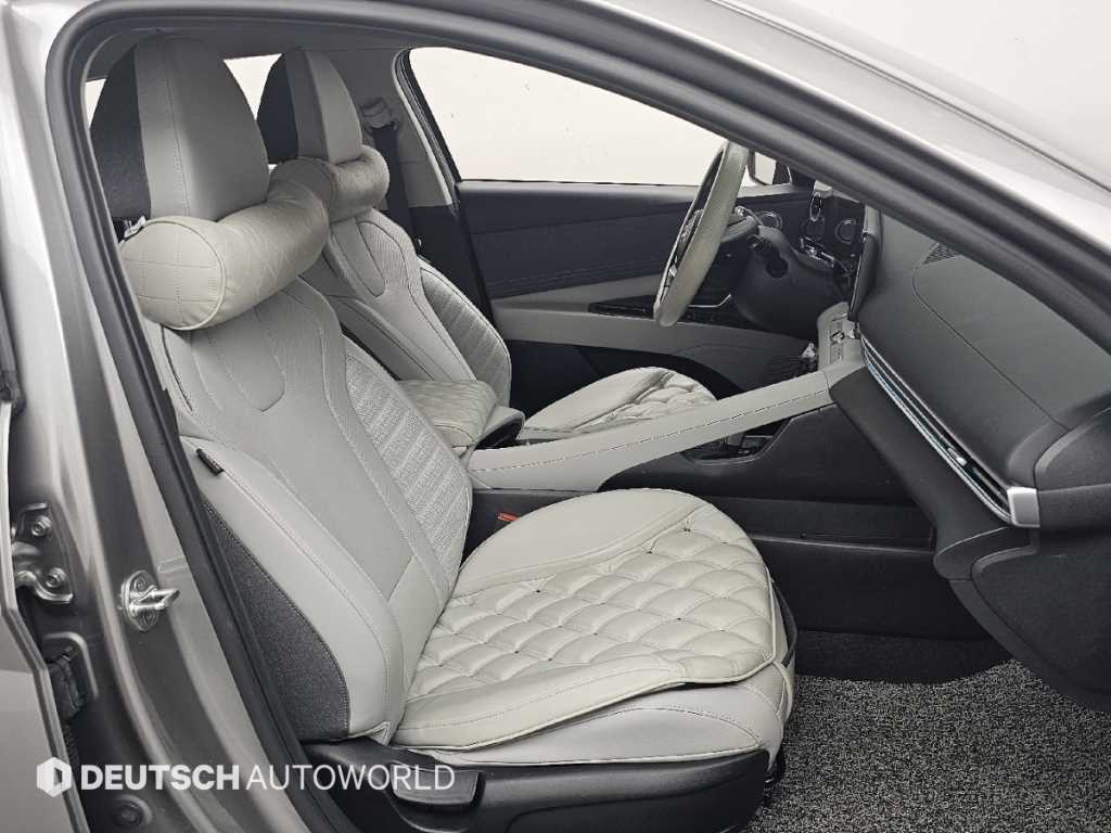 Hyundai Avante — photo 10