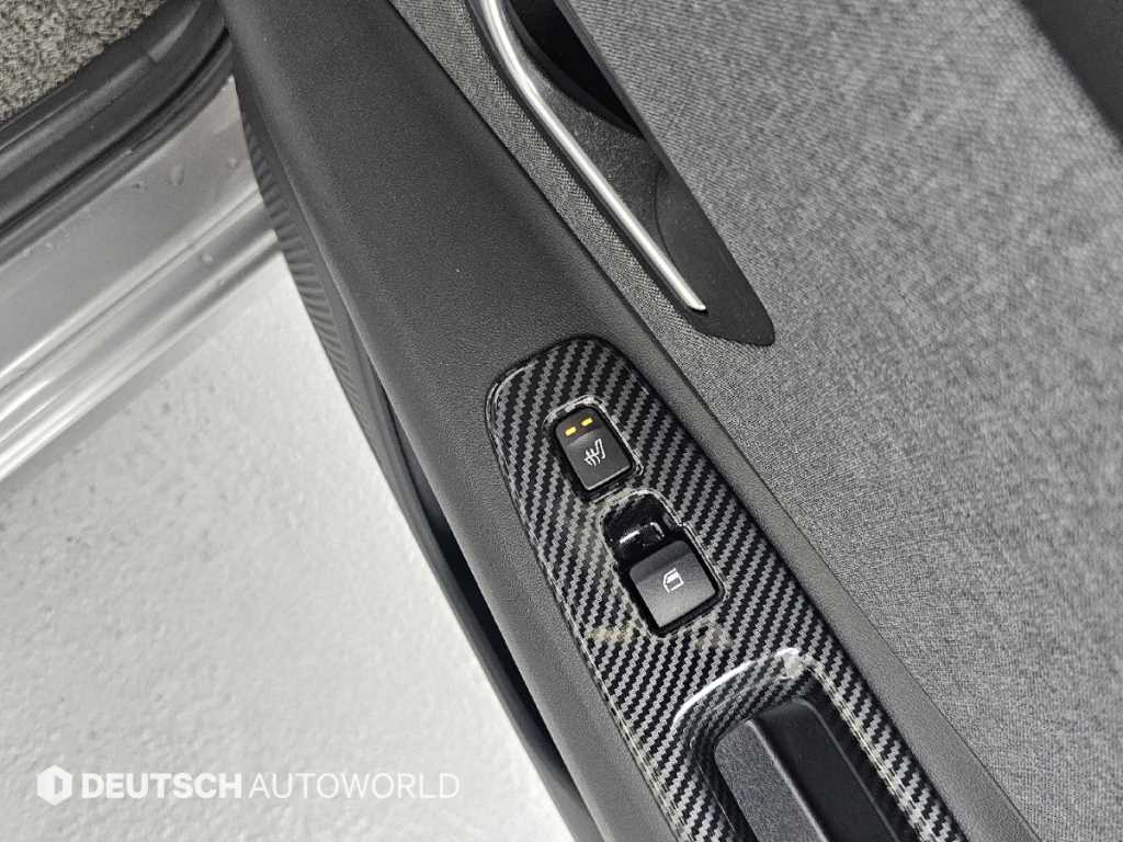 Hyundai Avante — photo 16