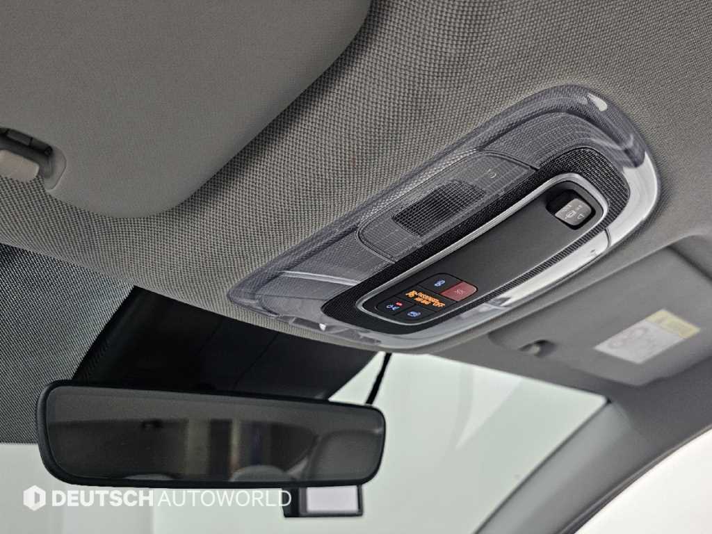 Hyundai Avante — photo 18