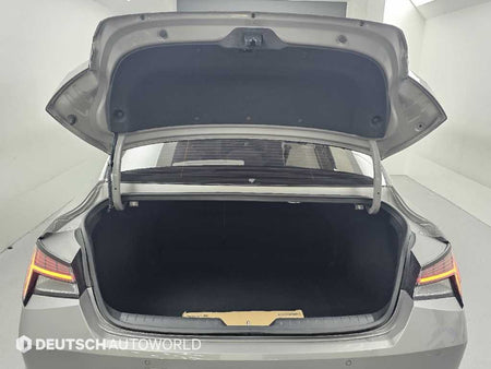 Hyundai Avante — photo 19