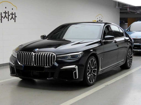 BMW 7-Series — photo 01