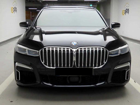 BMW 7-Series — photo 02