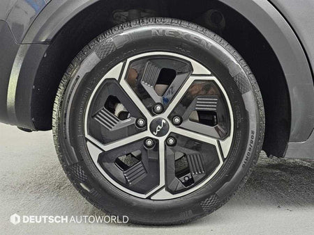 Kia Niro — photo 05