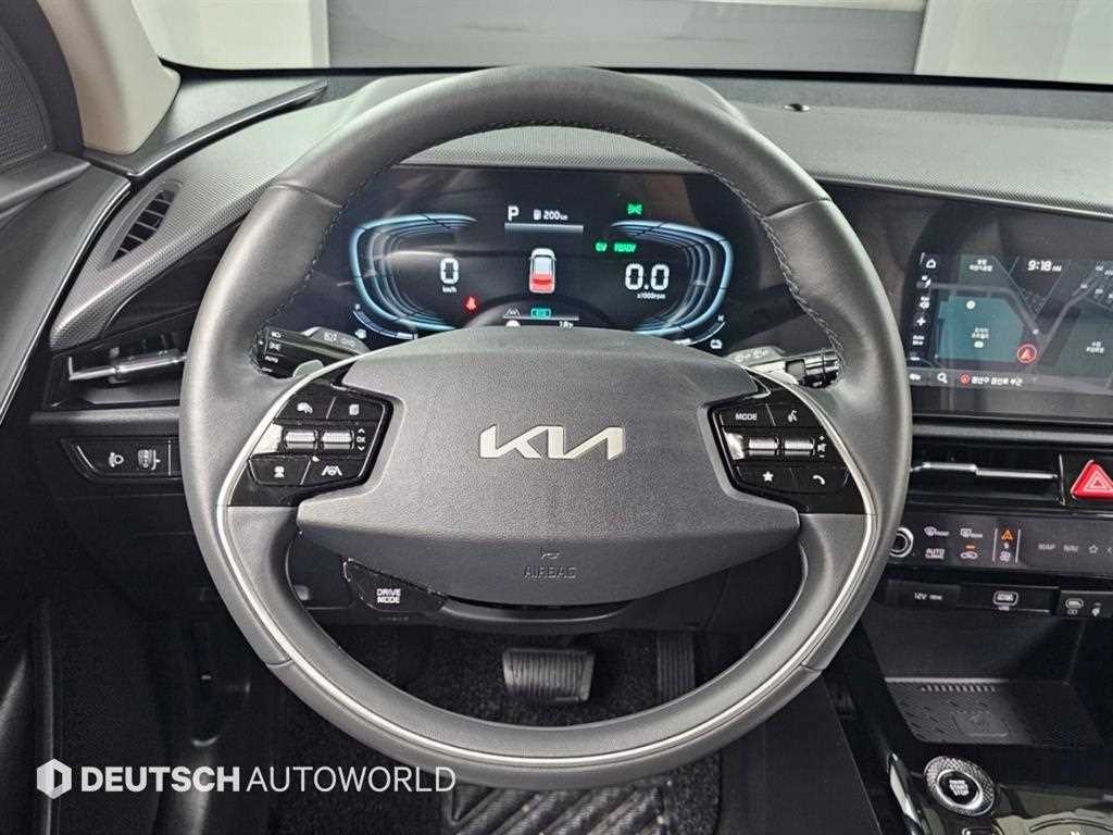 Kia Niro — photo 13