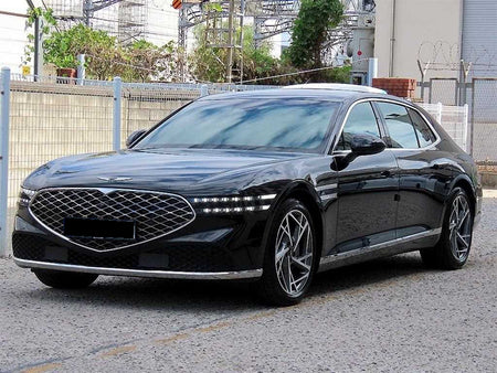 Genesis G90 — photo 02