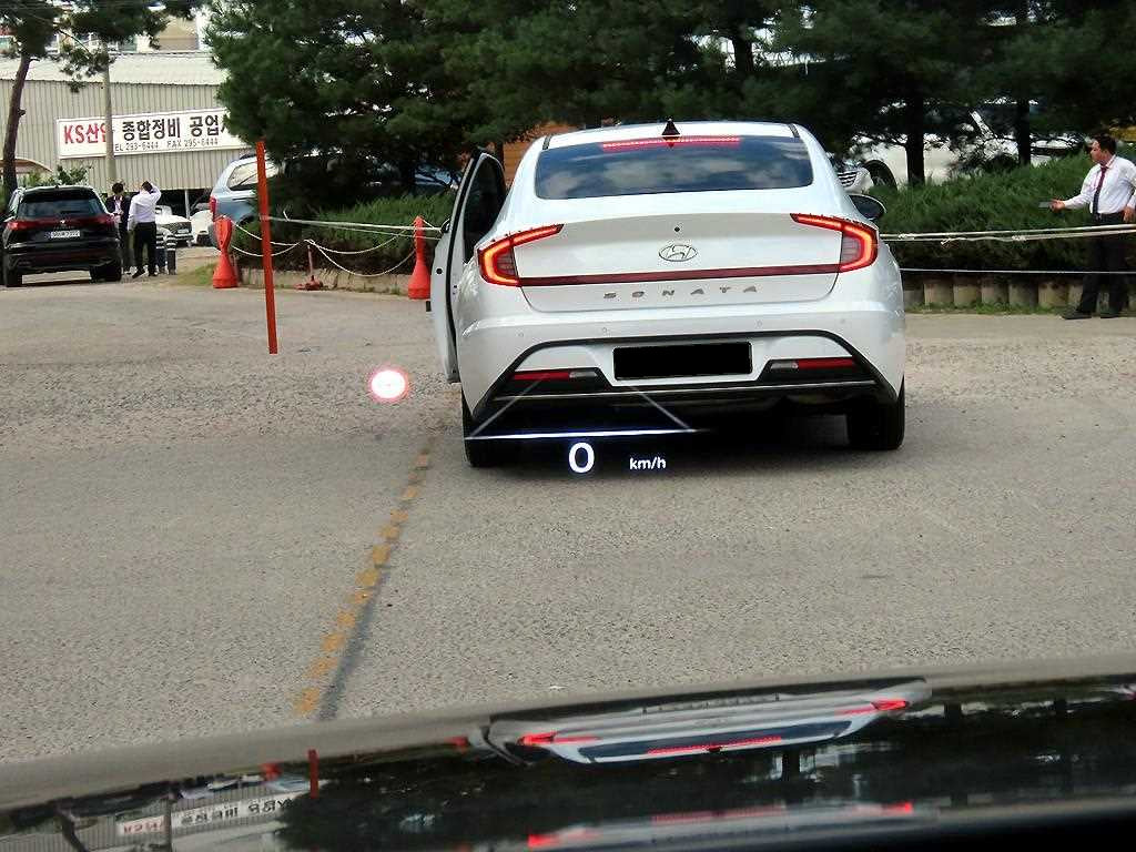 Genesis G90 — photo 10