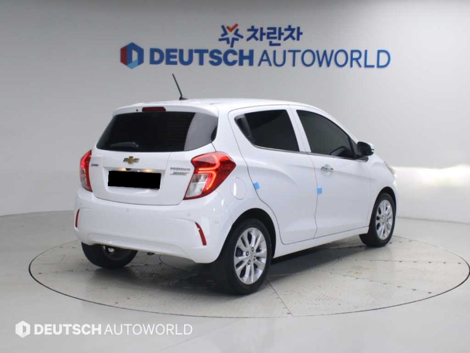 CHEVROLET Spark — photo 02