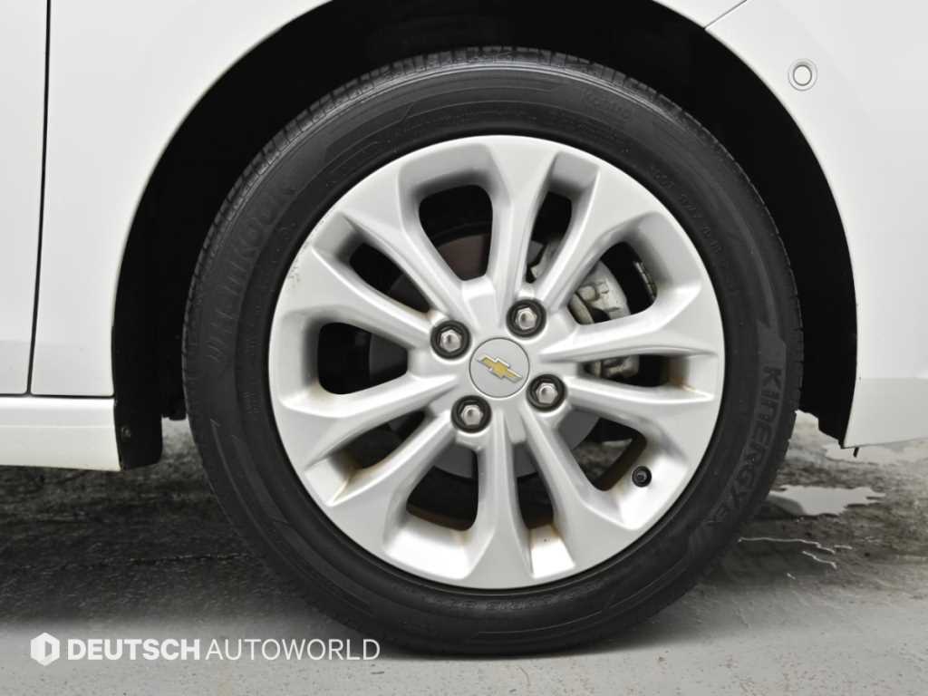 CHEVROLET Spark — photo 05