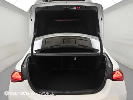Mercedes-Benz E-Class — photo 05