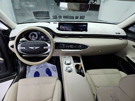 Genesis GV70 — photo 07