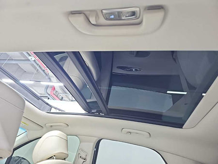Genesis GV70 — photo 14