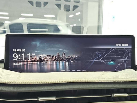 Genesis GV70 — photo 15