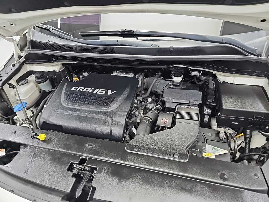 Kia Carnival — photo 05