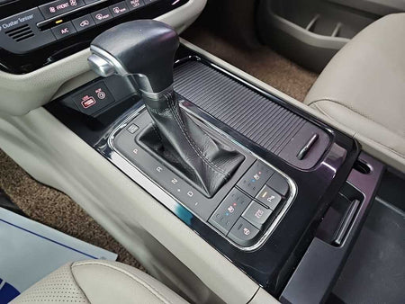 Kia Carnival — photo 08