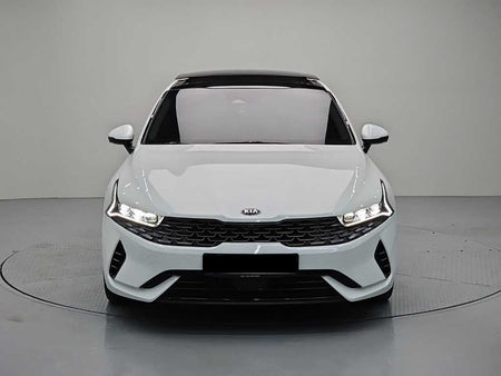 Kia K5 — photo 02