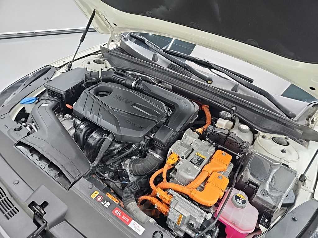 Kia K5 — photo 05