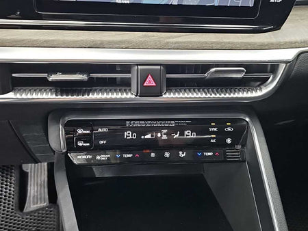 Kia K5 — photo 10
