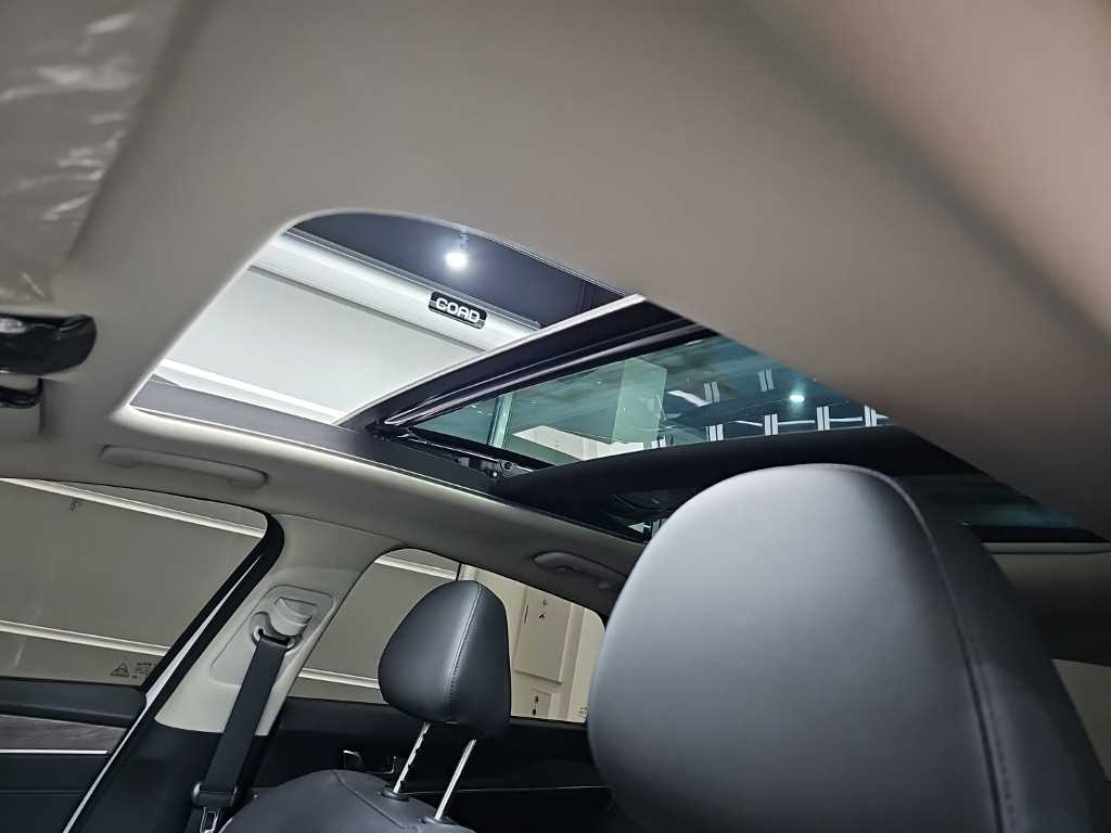 Kia K5 — photo 15