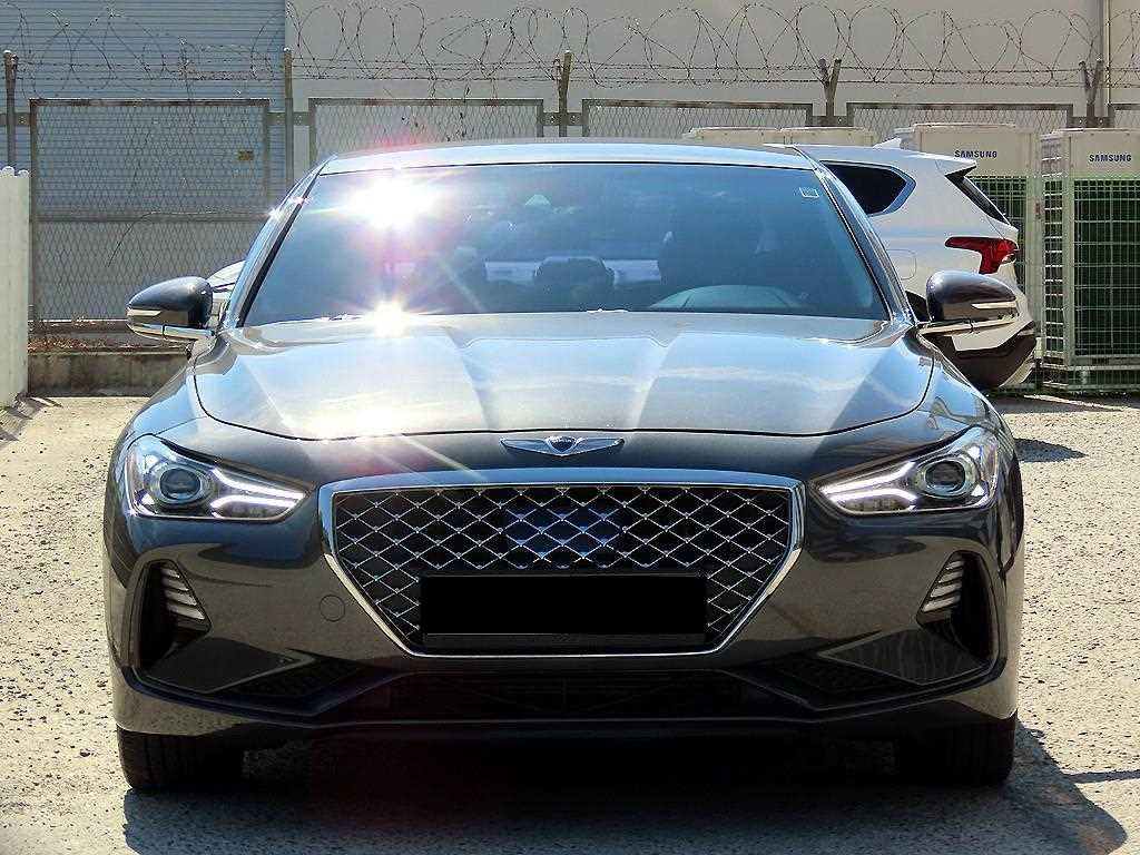 Genesis G70 — photo 02