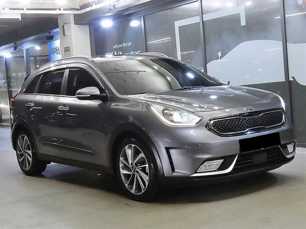 Kia Niro — photo 01