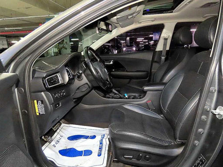 Kia Niro — photo 06