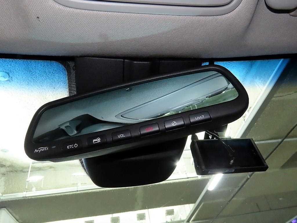 Kia Niro — photo 15