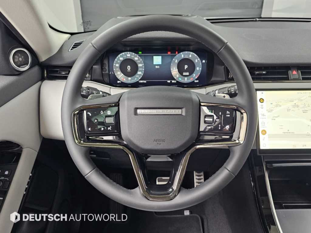 Land Rover Range Rover Evoque — photo 13