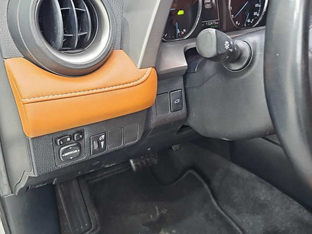 Toyota RAV4 — photo 17