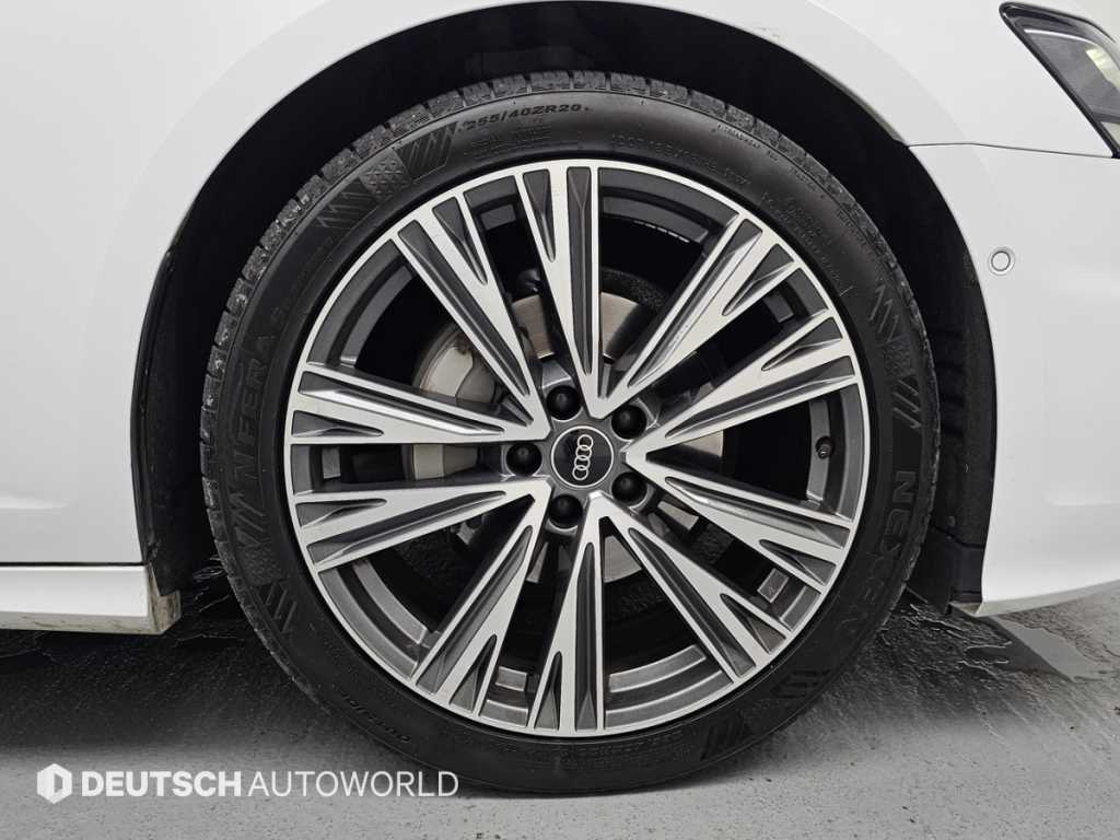 Audi A6 — photo 05